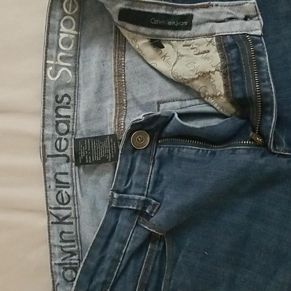 Jeans - Picture 4 of 5